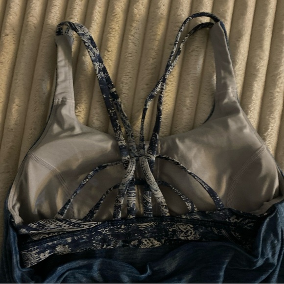 Lululemon Athletica Blue Backless Tank Top 2 in 1 Size 4 - Picture 8 of 8